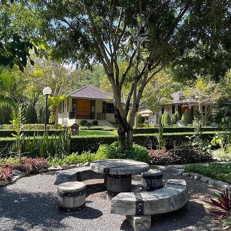 Khaokhab Lodge Nong Nam Daeng Buitenkant foto